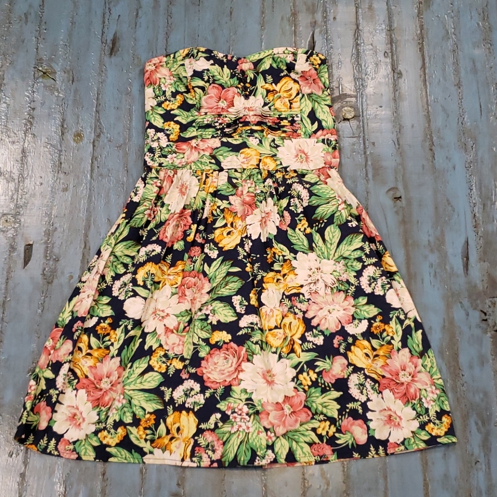 🌺Strapless Summer Dress